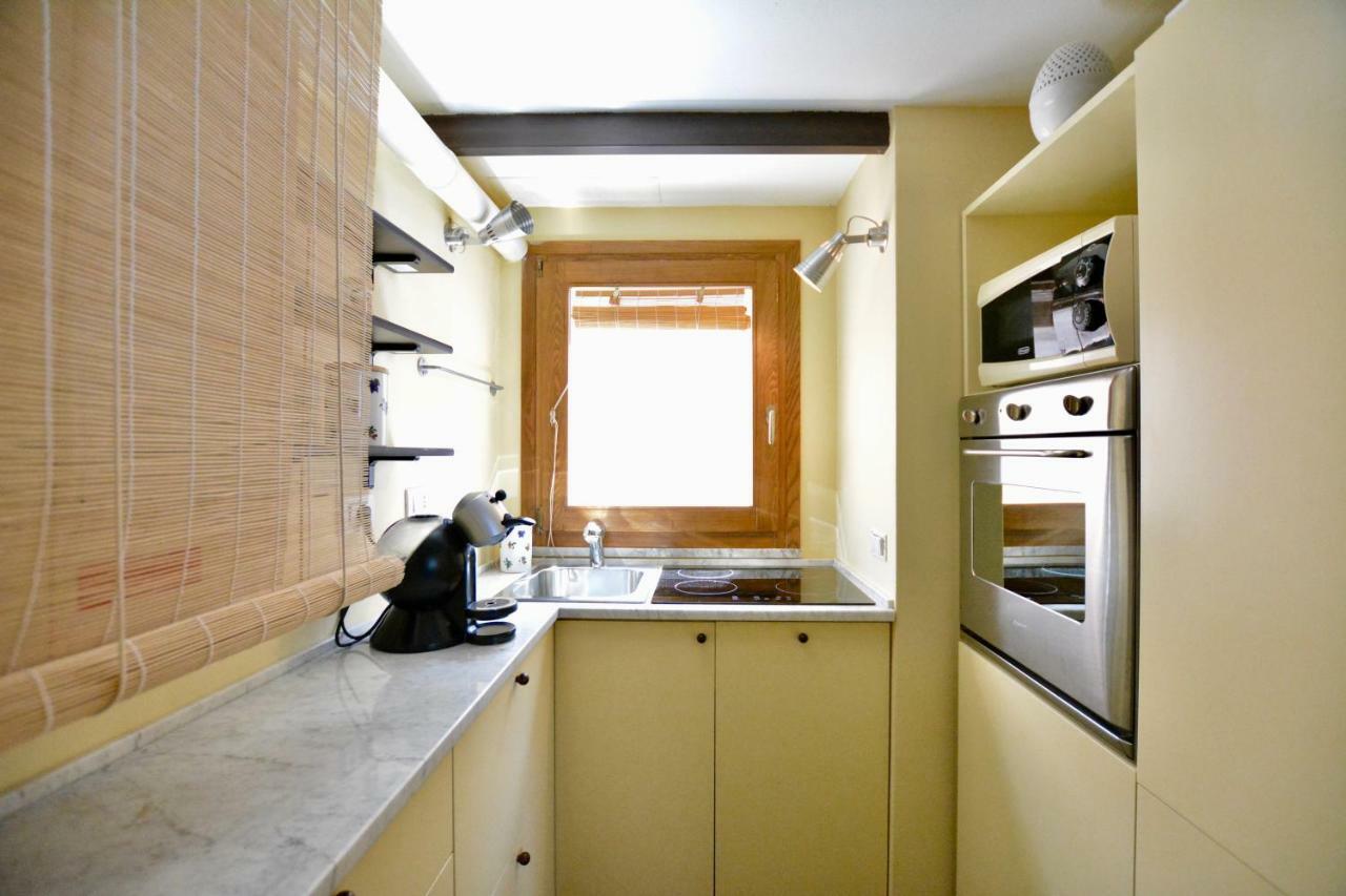 Romantic Suite Canelles Cagliari Exterior foto