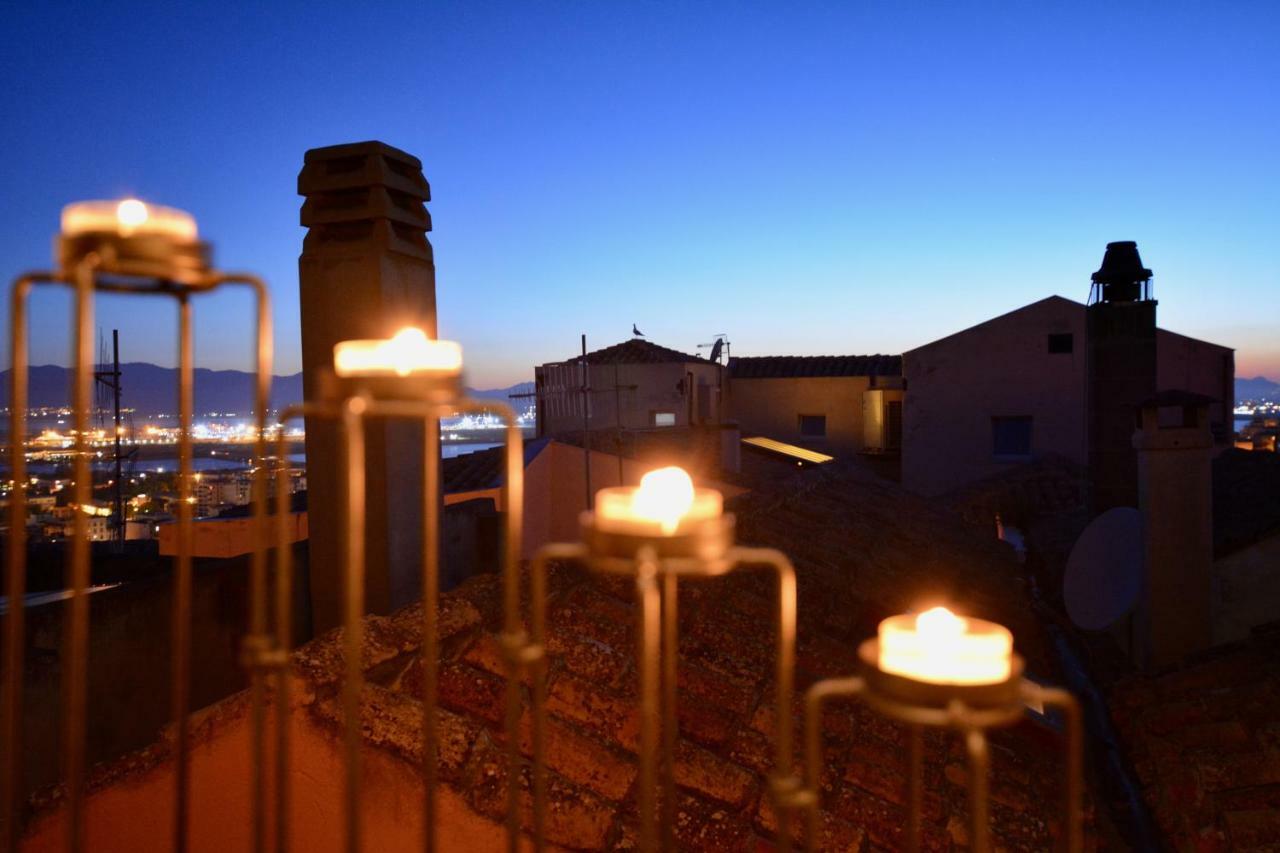 Romantic Suite Canelles Cagliari Exterior foto