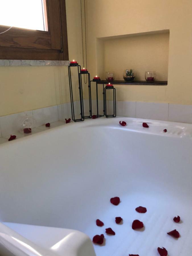 Romantic Suite Canelles Cagliari Exterior foto